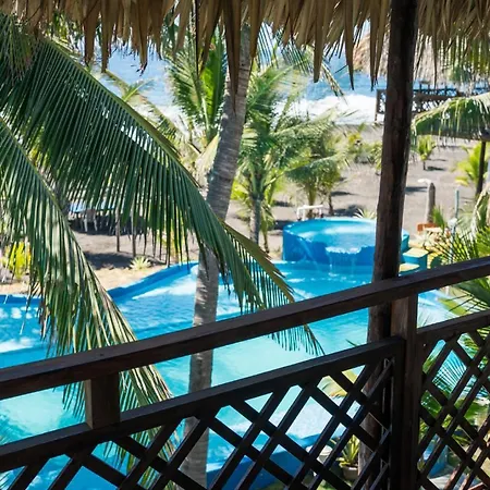 Marbella Eco Lodge Monterrico Exterior photo